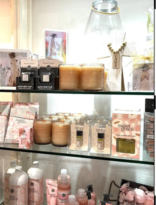 Why Candles Are Ideal Gifts for Any Occasion - 76008 Candle Co.